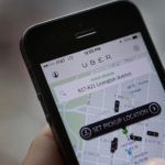 Uber va facturer aux clients les longues courses d’approche et le temps d’attente